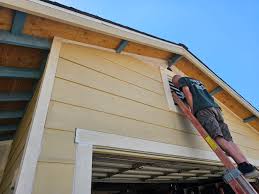 Siding Removal and Disposal in Country Squire Lakes, IN